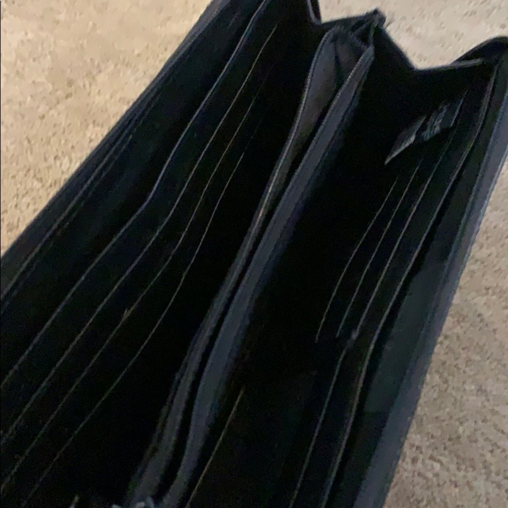 Wallet - Picture 3 of 5